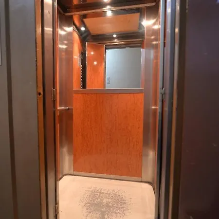 Διαμέρισμα 5stars In Historical Center *